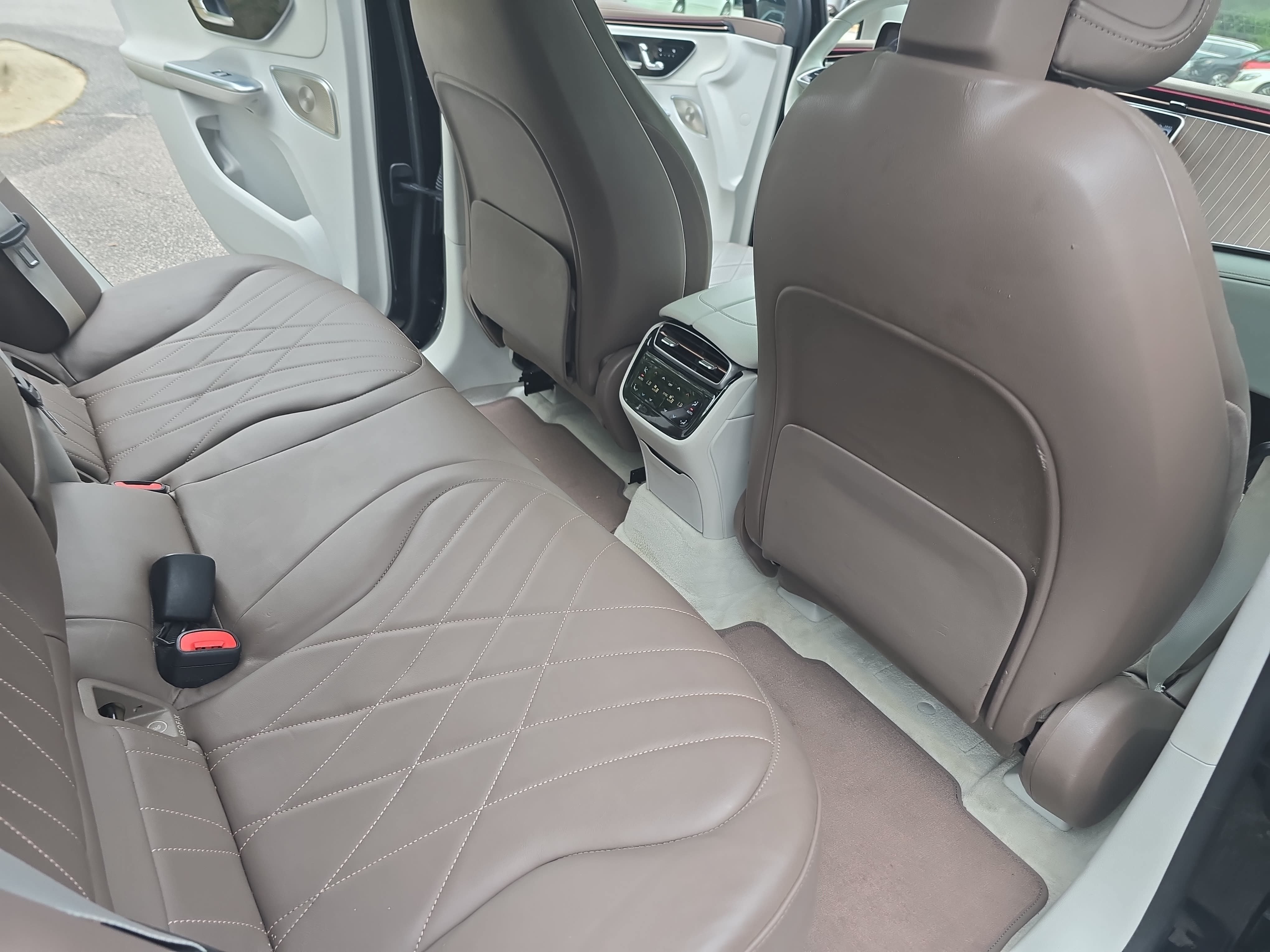 Certified 2023 Mercedes-Benz EQE 350+ SUV image 11