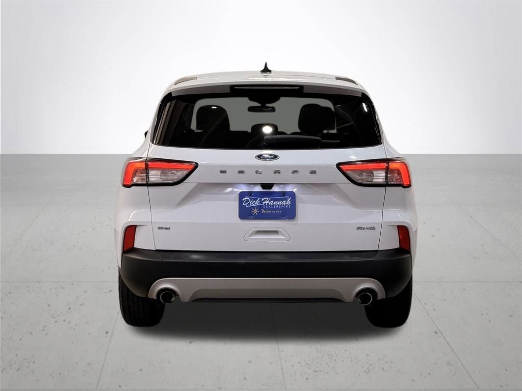Used 2022 Ford Escape SE image 11
