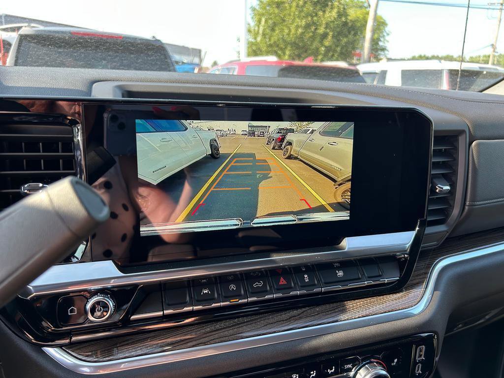 New 2026 GMC Sierra 1500 Elevation image 10