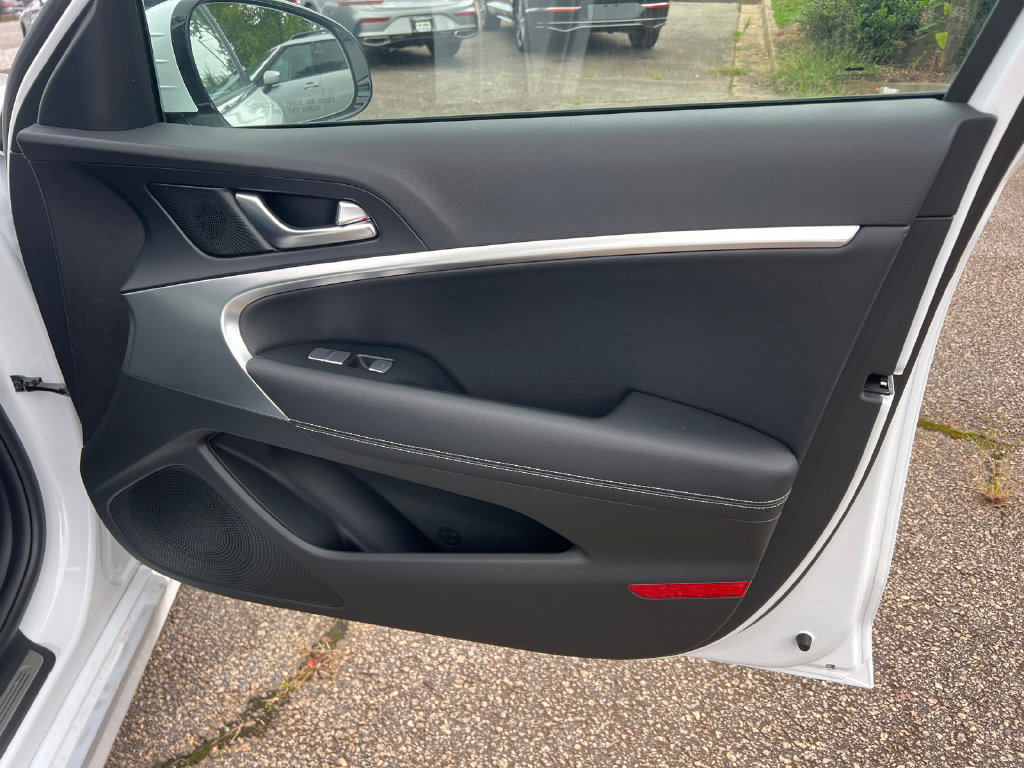 Used 2026 Genesis G70 2.5T RWD image 14