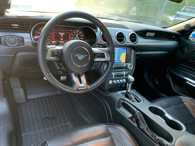 Used 2019 Ford Mustang Premium w/ Equipment Group 201A RWD image 18