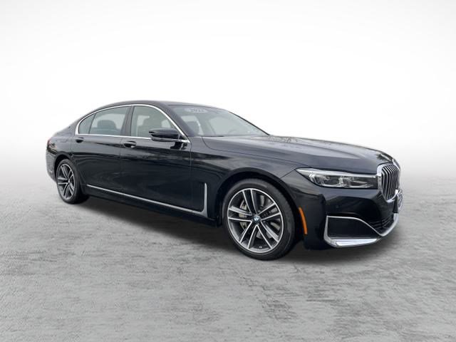 Used 2022 BMW 750i xDrive image 3