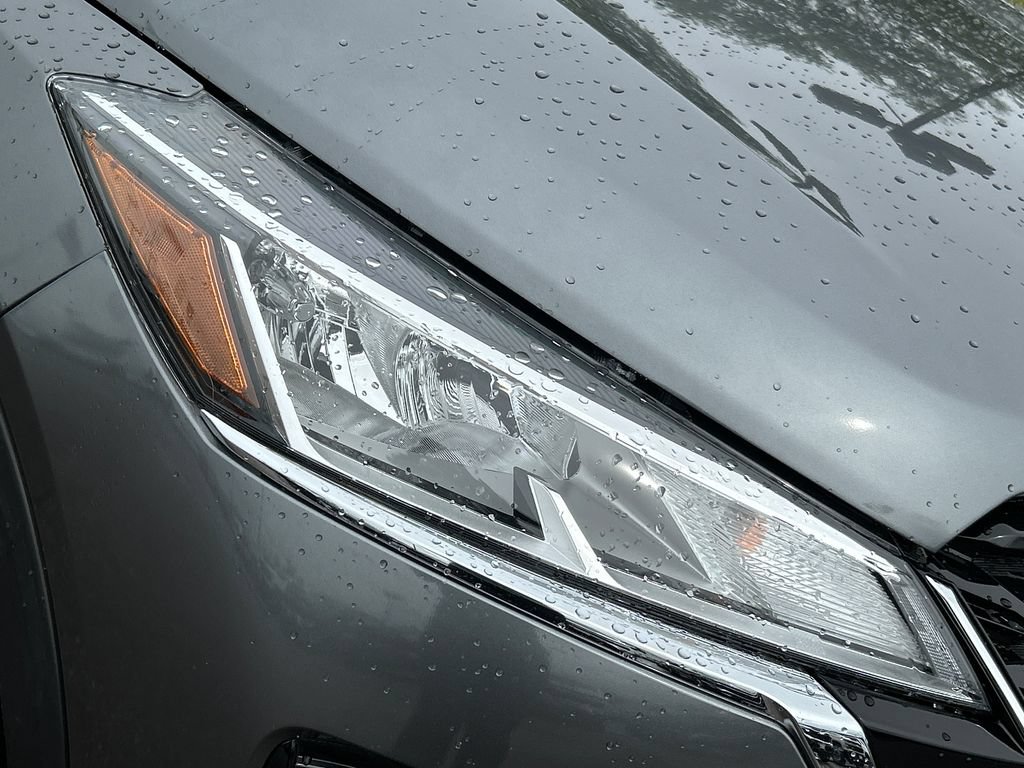 Used 2024 Nissan Kicks S FWD image 20