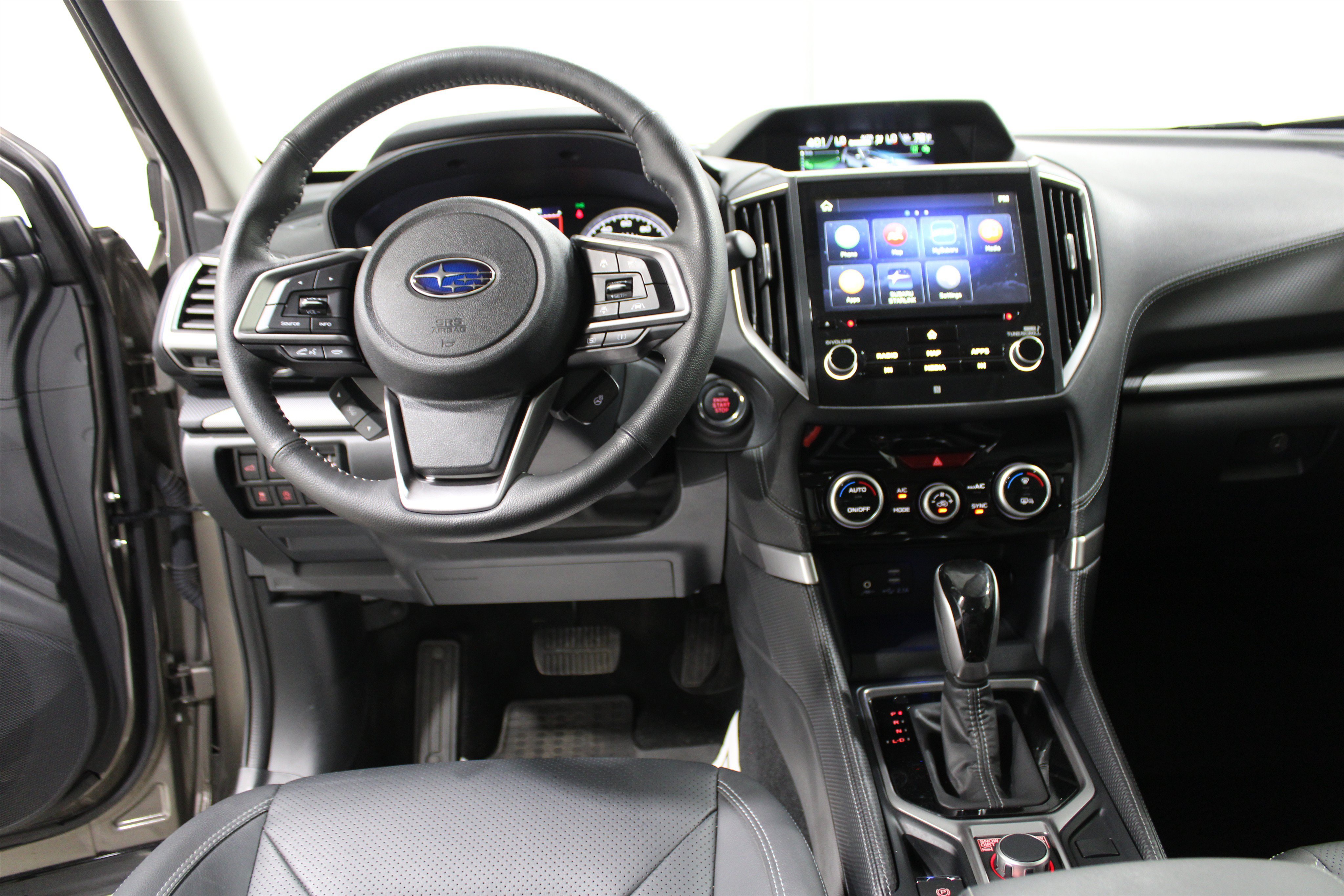Used 2019 Subaru Forester Limited w/ Popular Package #3 AWD/4WD image 2