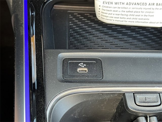 Used 2024 Mercedes-Benz GLB 250 4MATIC image 26