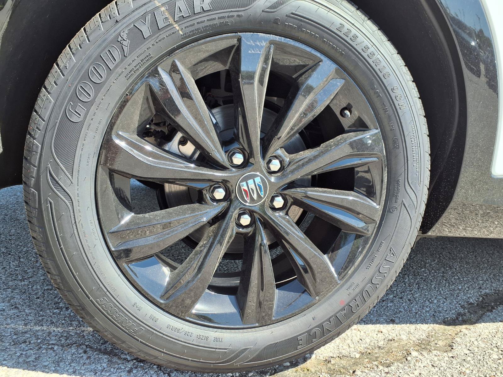New 2026 Buick Envista Sport Touring w/ Convenience I Package FWD image 23
