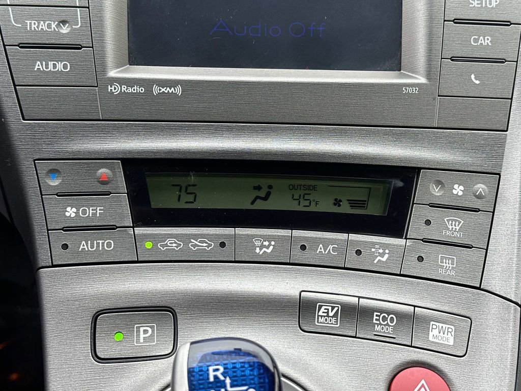 Used 2013 Toyota Prius Three image 13