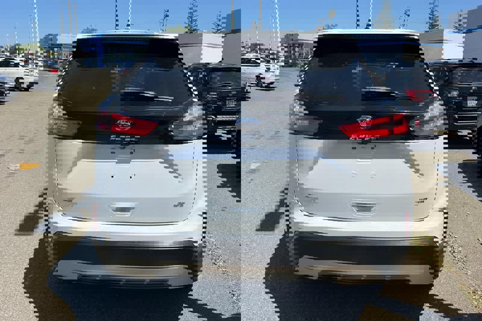 Used 2022 Ford Edge SEL AWD/4WD image 5