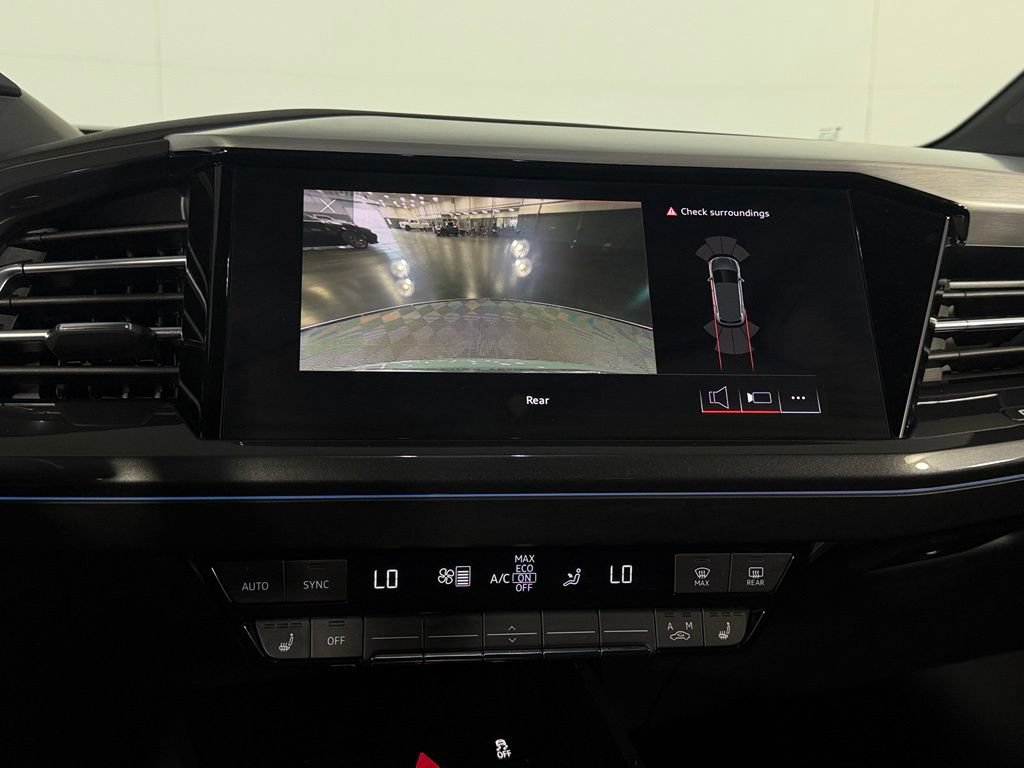 Used 2022 Audi Q4 e-tron Prestige AWD/4WD image 16