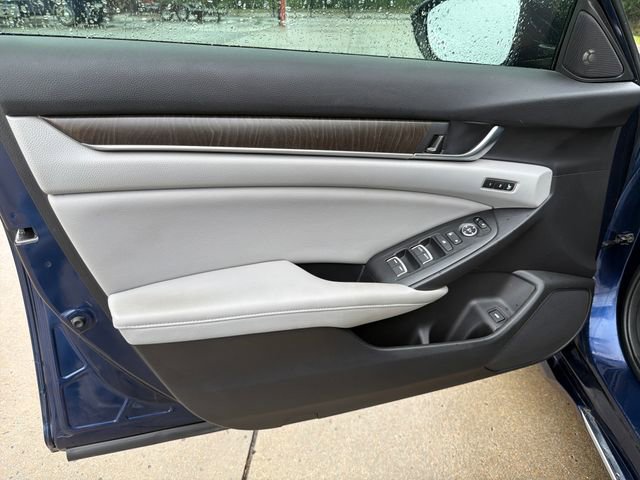 Used 2018 Honda Accord EX-L image 12