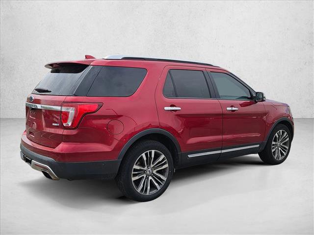 Used 2017 Ford Explorer Platinum AWD/4WD image 5