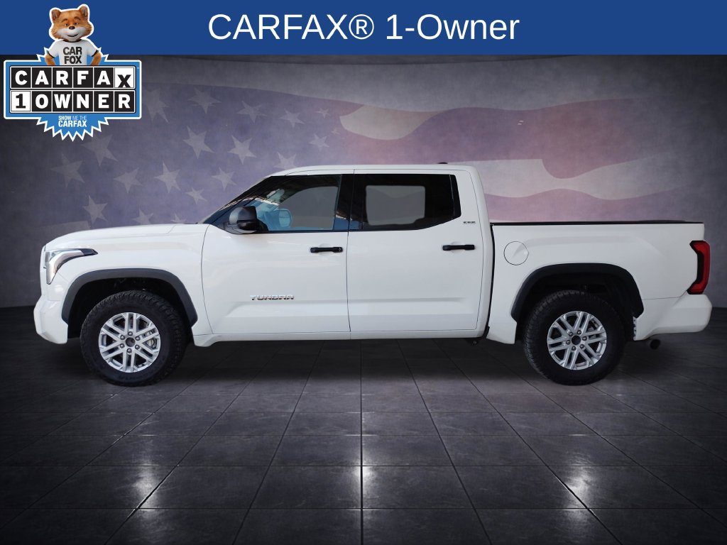 Used 2022 Toyota Tundra SR5 RWD image 2
