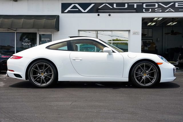 Used 2017 Porsche 911 Carrera image 17