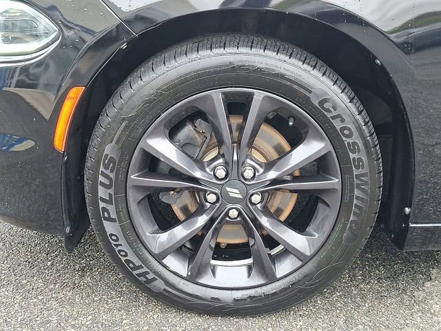 Used 2020 Dodge Charger SXT w/ Blacktop Package AWD/4WD image 8