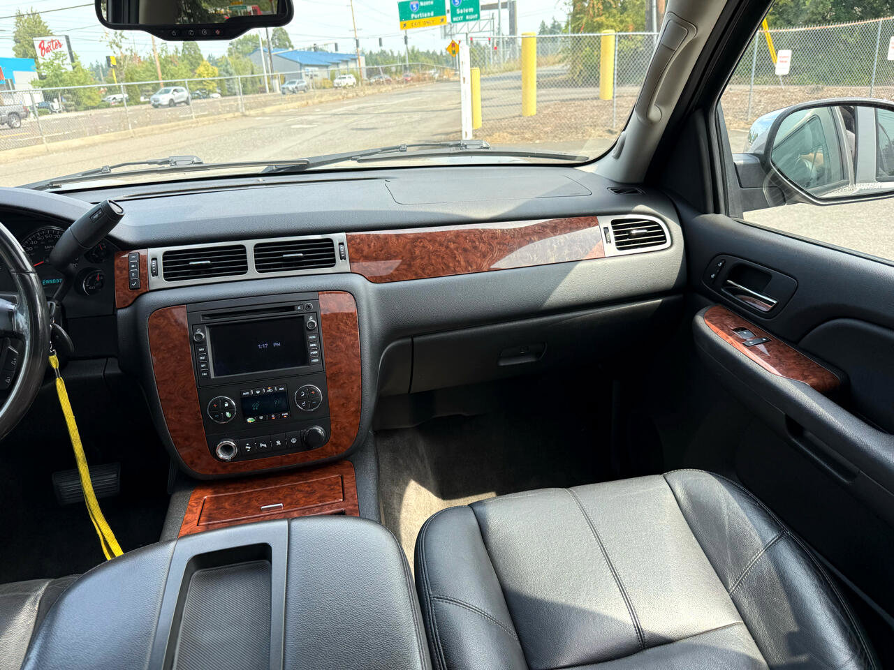Used 2008 Chevrolet Suburban LTZ w/ LTZ Preferred Equipment Group image 26