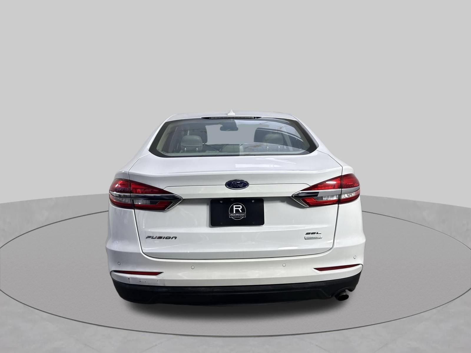 Used 2020 Ford Fusion SEL FWD image 31