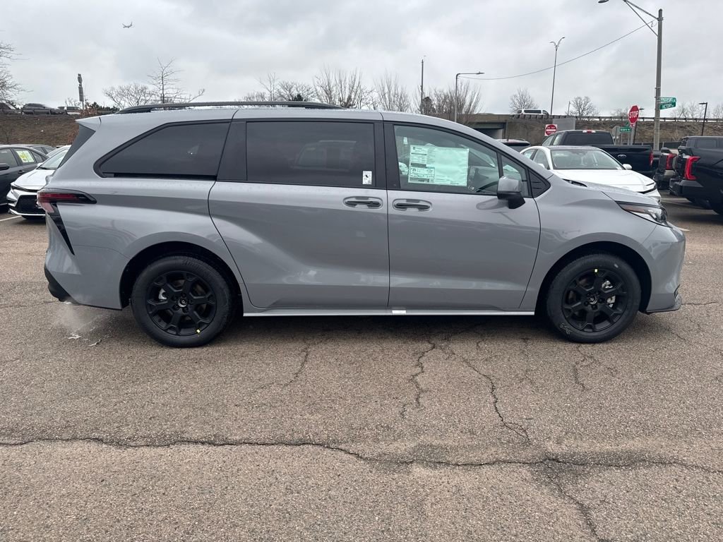 New 2026 Toyota Sienna XLE Woodland Edition image 8