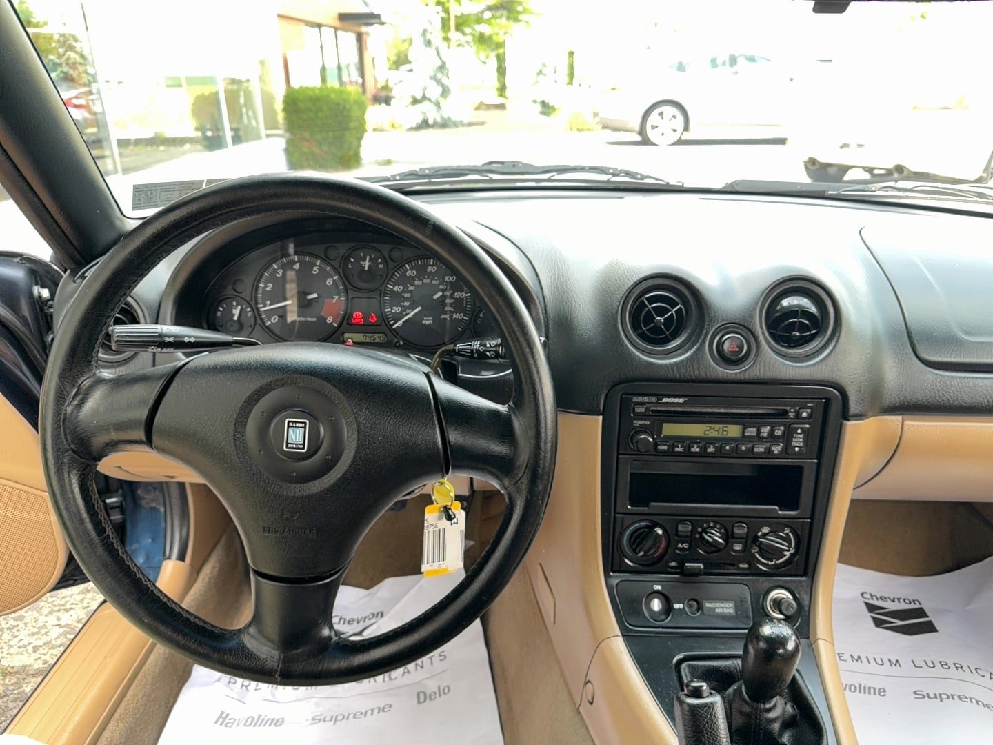 Used 2000 MAZDA MX-5 Miata LS RWD image 8