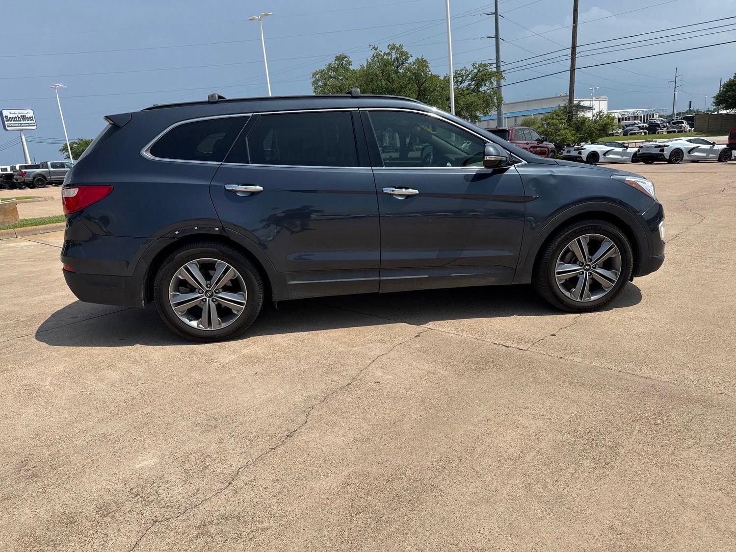 Used 2015 Hyundai Santa Fe Limited FWD image 8