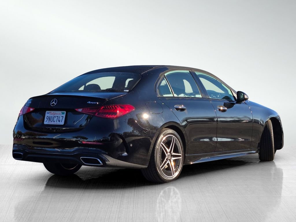 Used 2023 Mercedes-Benz C 300 4MATIC Sedan image 4