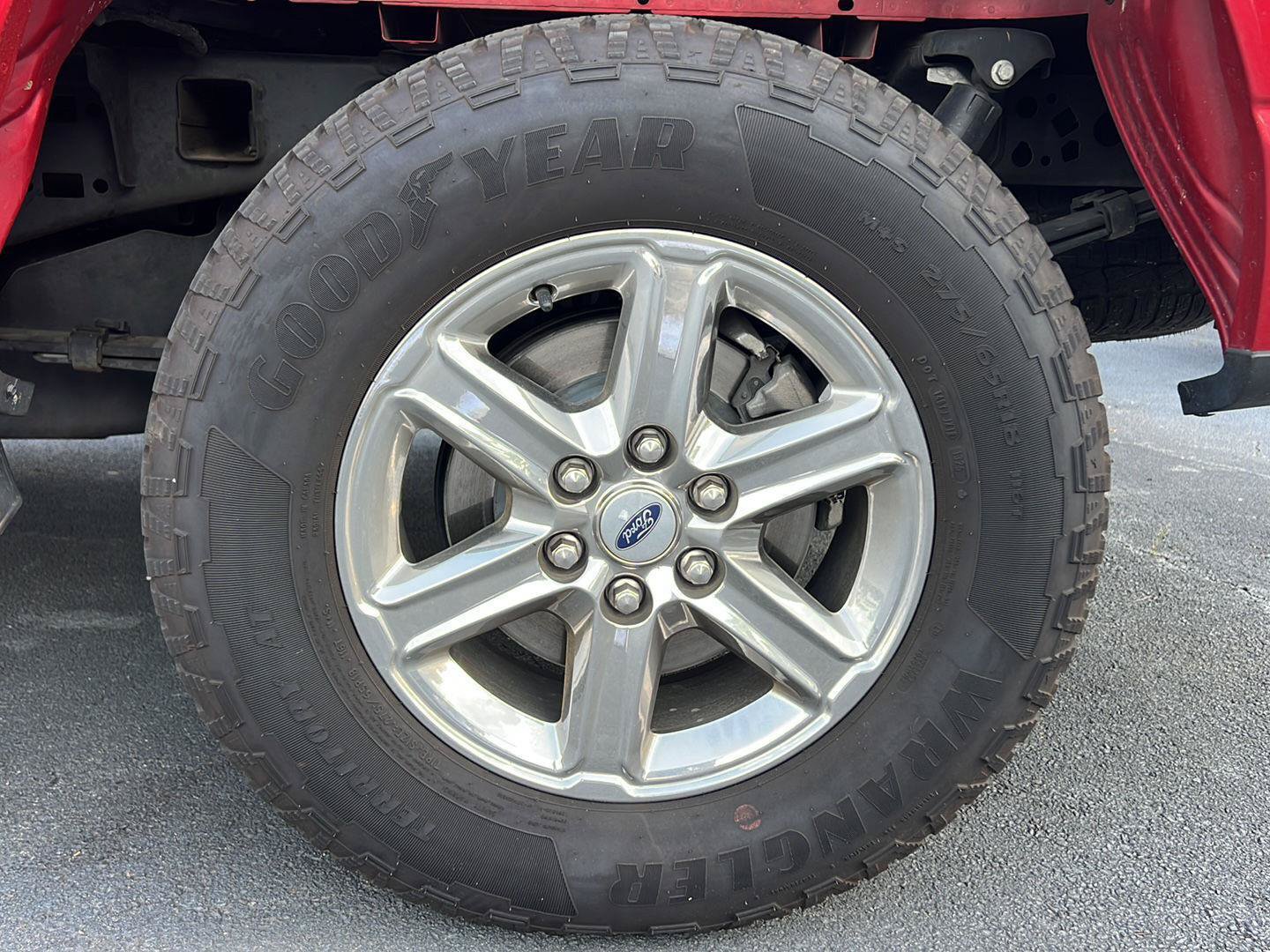 Used 2025 Ford F150 XLT w/ Equipment Group 301A Standard AWD/4WD image 9