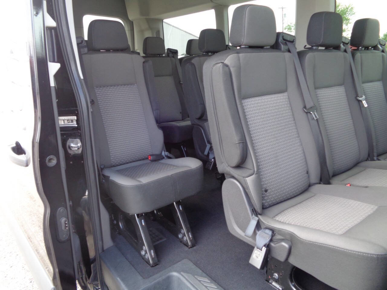 Used 2024 Ford Transit 350 XLT RWD image 39