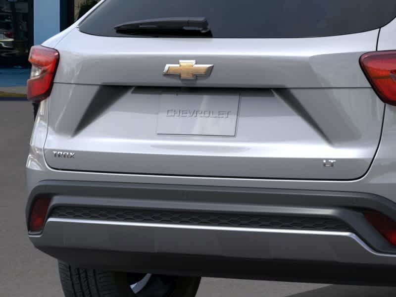 New 2026 Chevrolet Trax LT w/ Driver Confidence Package FWD image 14