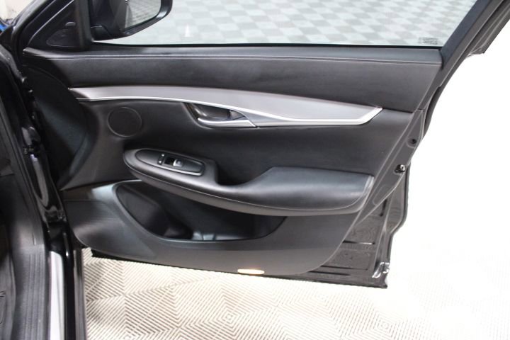 Used 2022 INFINITI QX50 Luxe w/ Appearance Package image 23