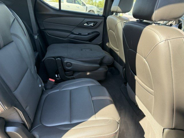 Used 2023 Chevrolet Traverse RS AWD/4WD image 40