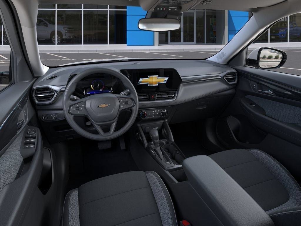 New 2026 Chevrolet TrailBlazer LT w/ Driver Confidence Package FWD image 41