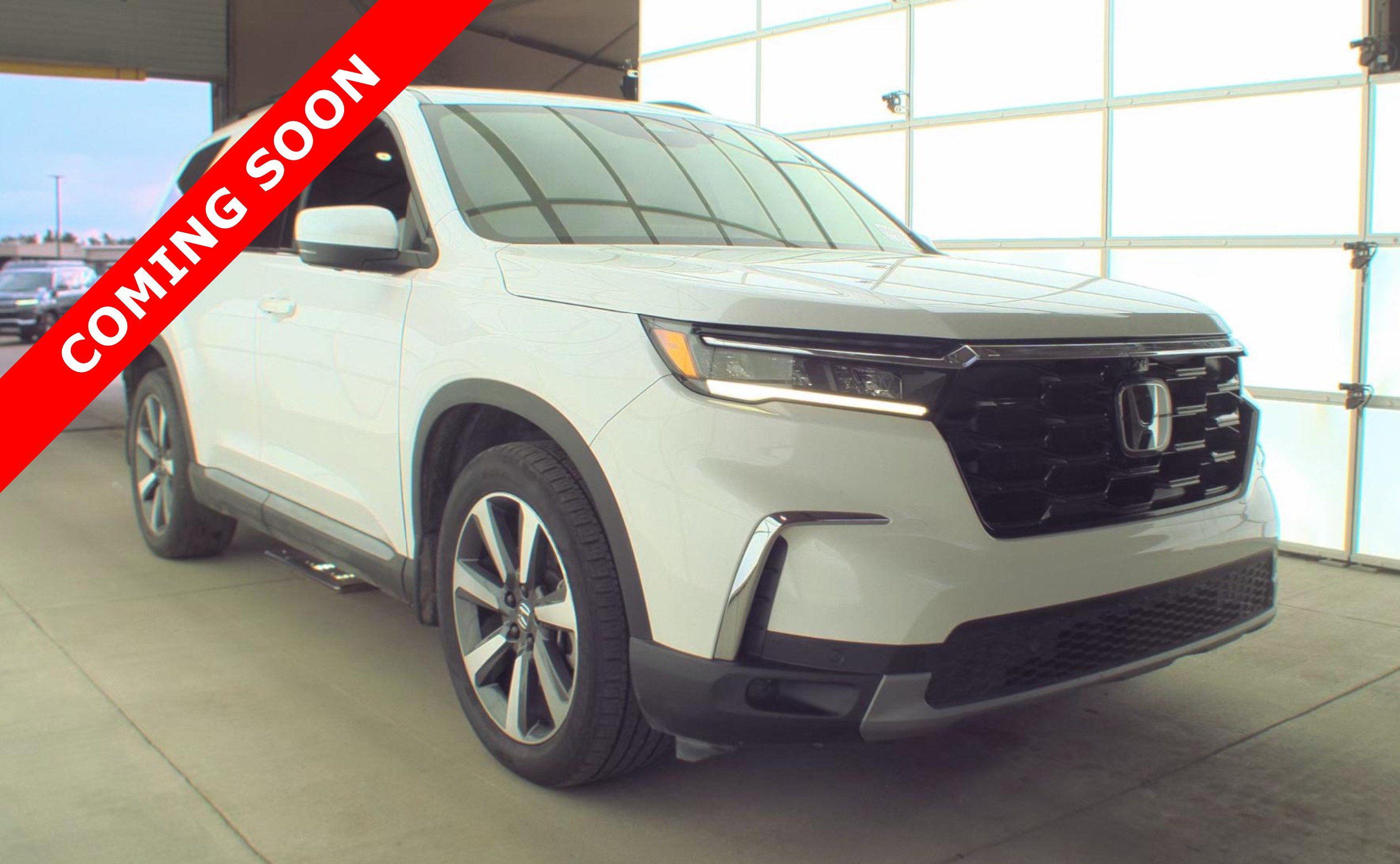 Used 2023 Honda Pilot Elite image 3