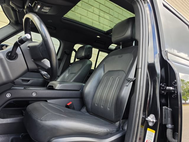 Used 2022 Land Rover Defender 110 X-Dynamic HSE AWD/4WD image 21