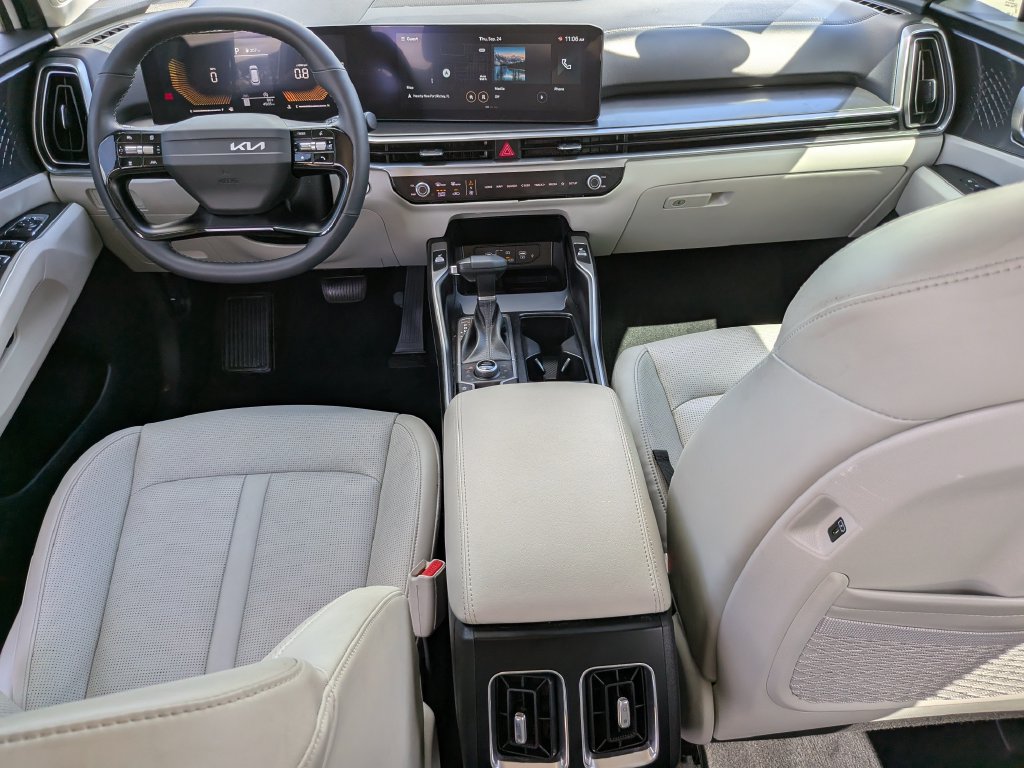 Certified 2026 Kia Sorento EX AWD/4WD image 16