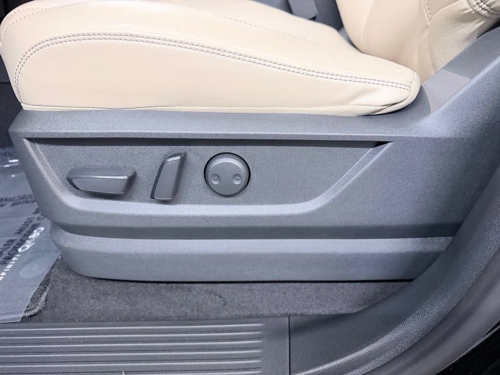 New 2026 INFINITI QX80 Pure RWD image 13