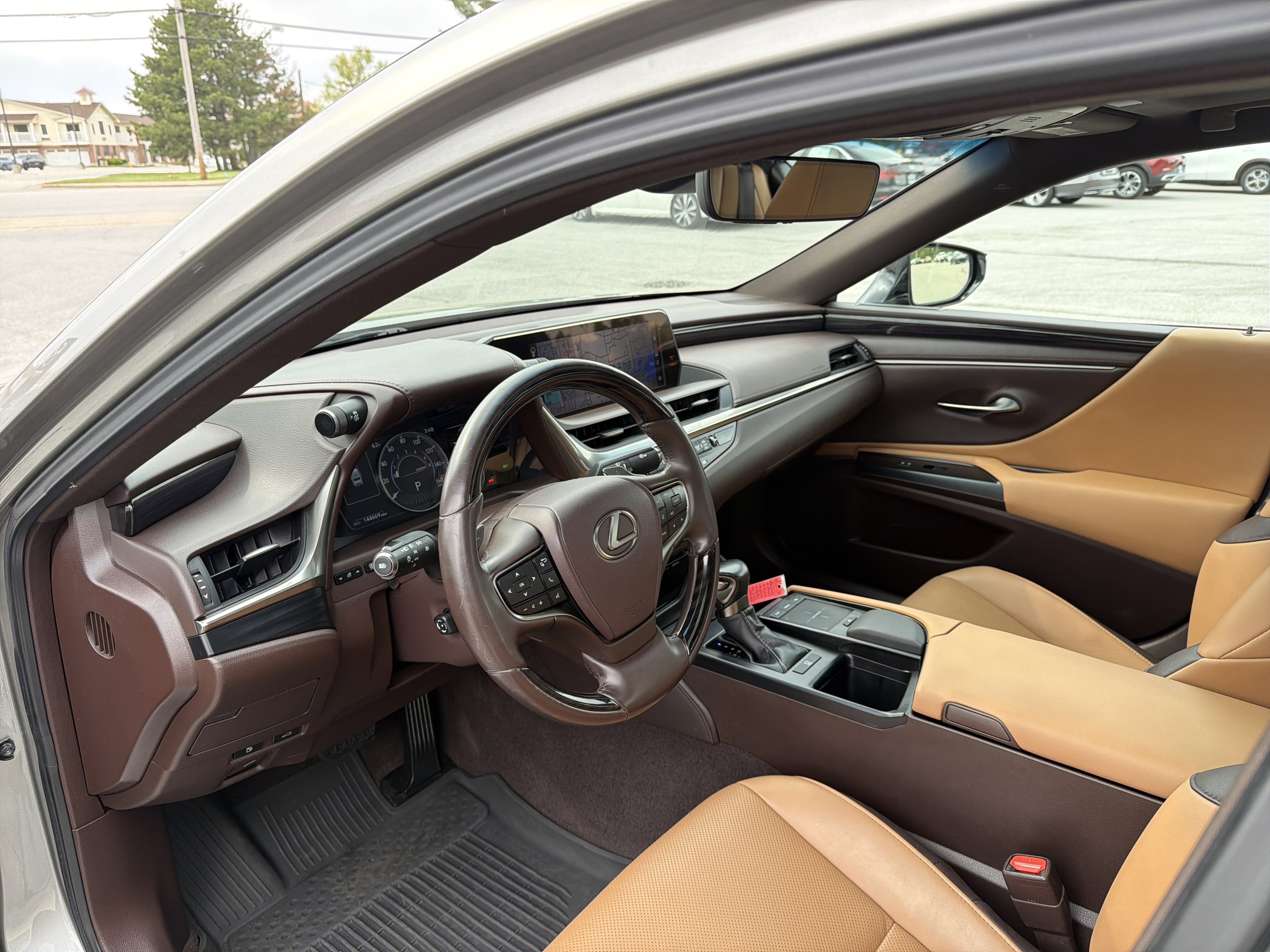 Used 2020 Lexus ES 350 w/ Premium Package FWD image 14