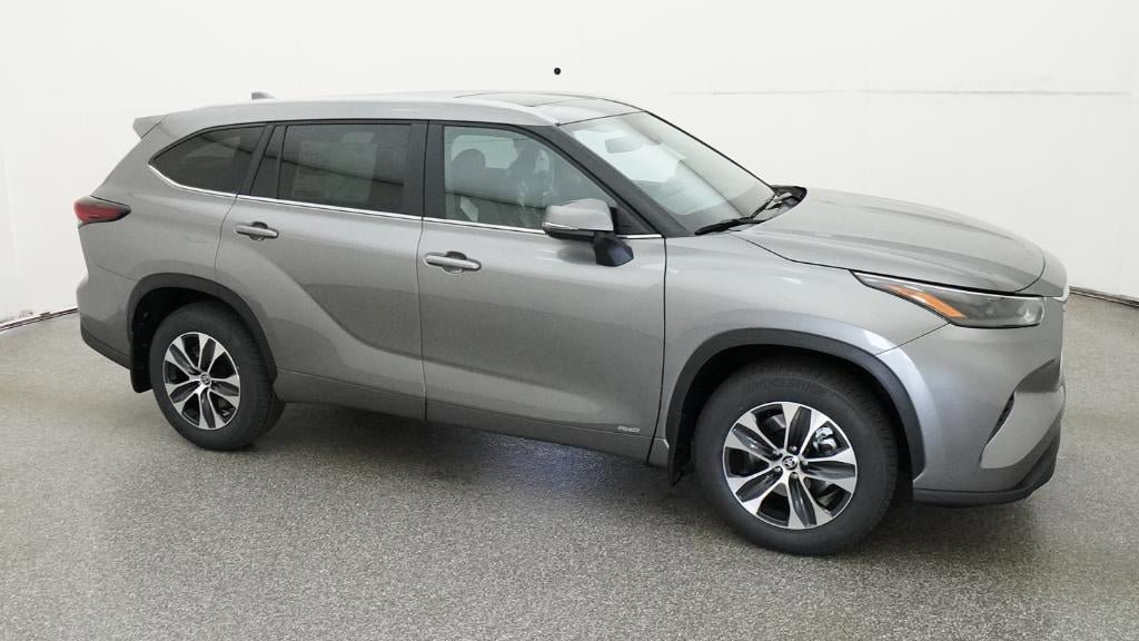 New 2026 Toyota Highlander XLE AWD/4WD image 12