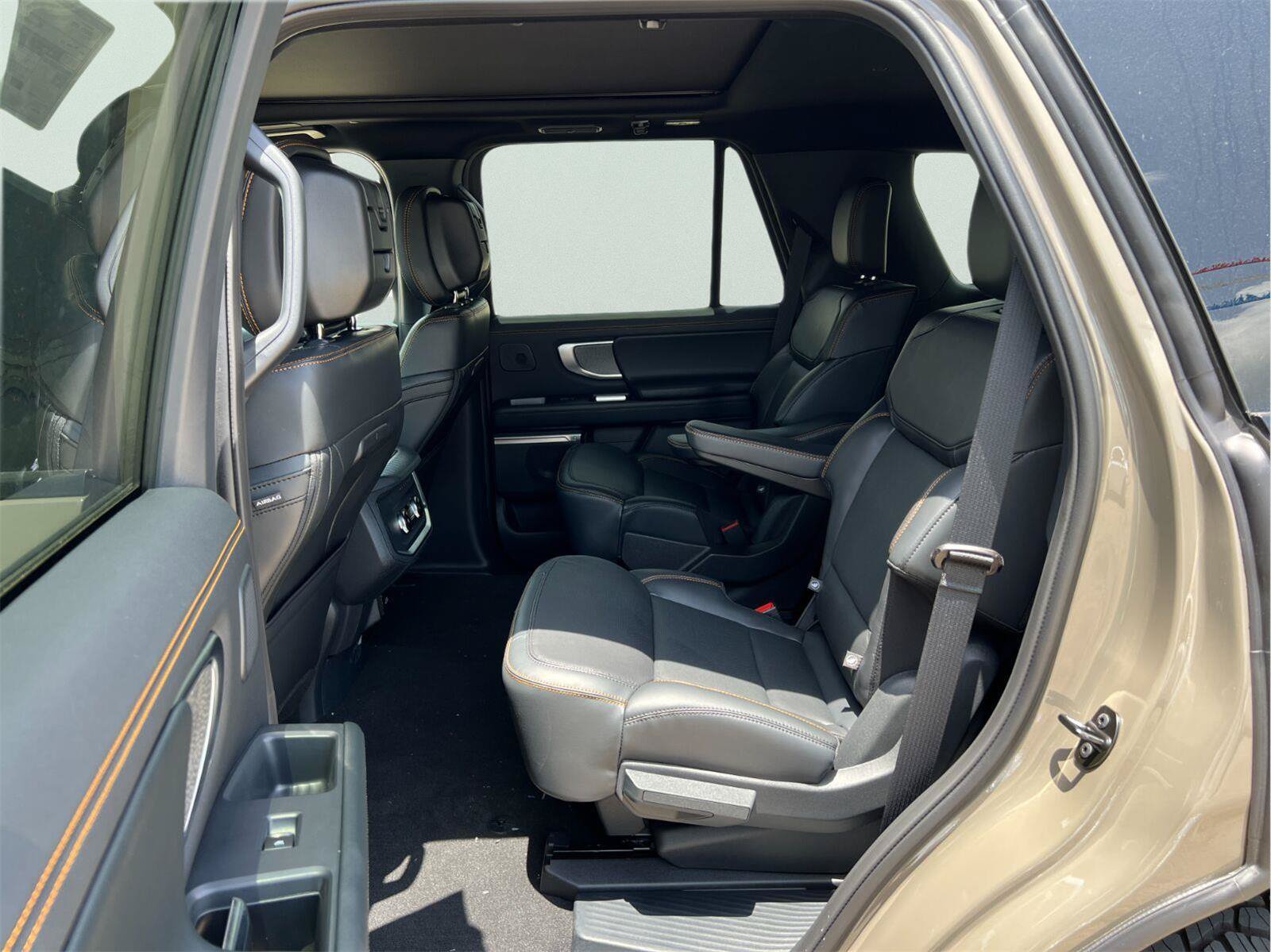 New 2027 Ford Expedition Tremor w/ Driver's Package AWD/4WD image 15