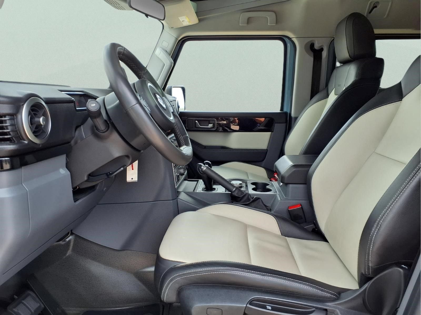 Used 2024 INEOS Grenadier Station Wagon AWD/4WD image 11