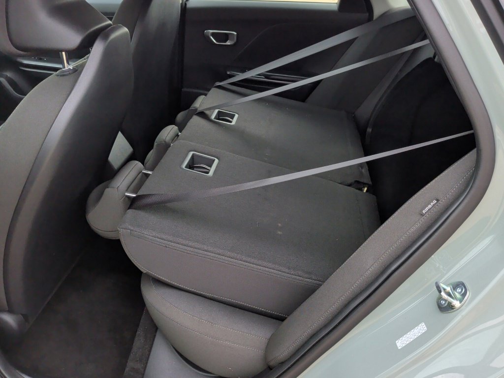 Used 2026 Kia K4 FWD image 32
