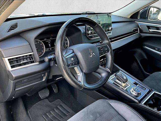 Used 2022 Mitsubishi Outlander SE FWD image 14