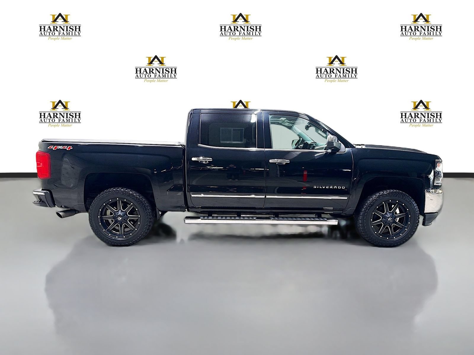 Used 2016 Chevrolet Silverado 1500 LTZ w/ LTZ Plus Package AWD/4WD image 5