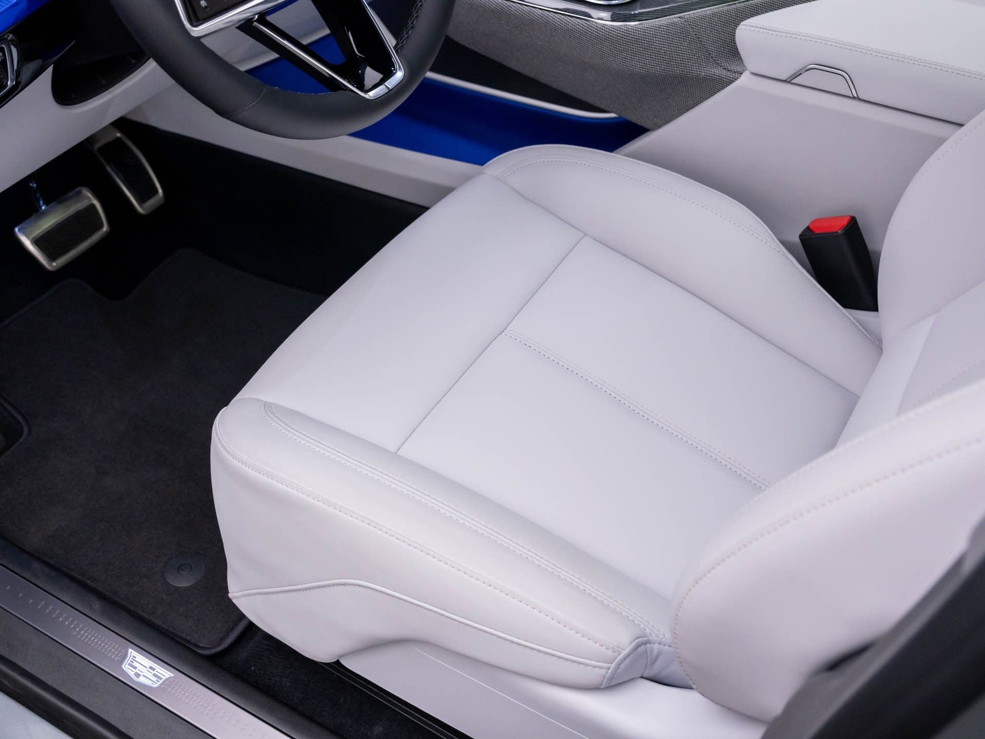New 2026 Cadillac Optiq Sport 1 AWD/4WD image 16