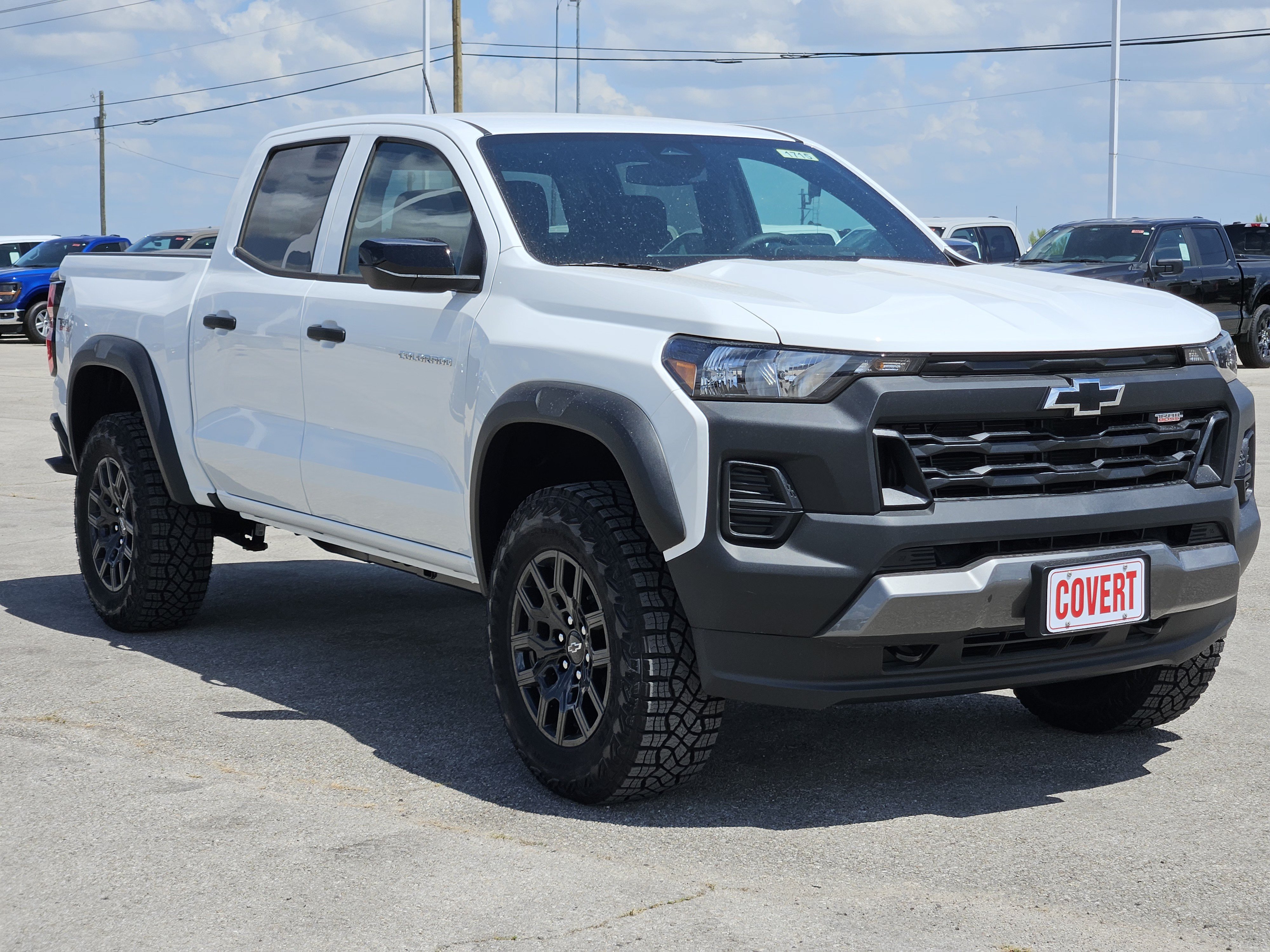 New 2026 Chevrolet Colorado Trail Boss AWD/4WD image 2