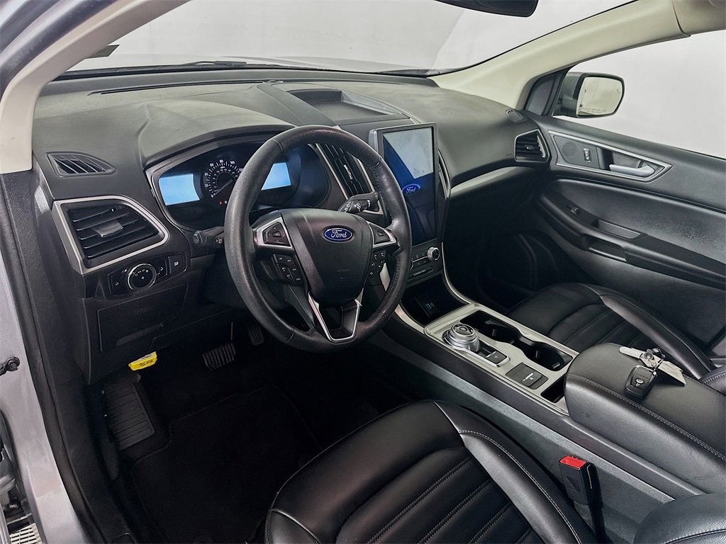 Used 2024 Ford Edge SEL image 29