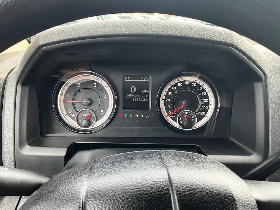 Used 2017 RAM 2500 Tradesman w/ Chrome Appearance Group AWD/4WD image 18