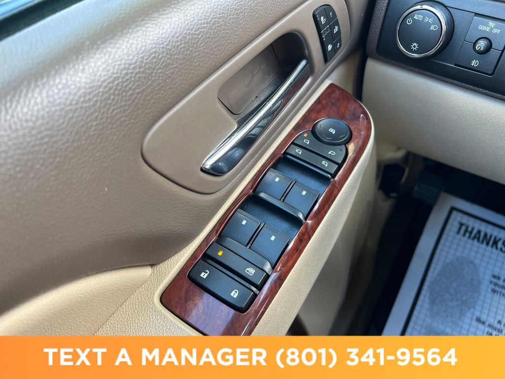 Used 2011 GMC Yukon XL SLT w/ SLT-2 Equipment Package image 14