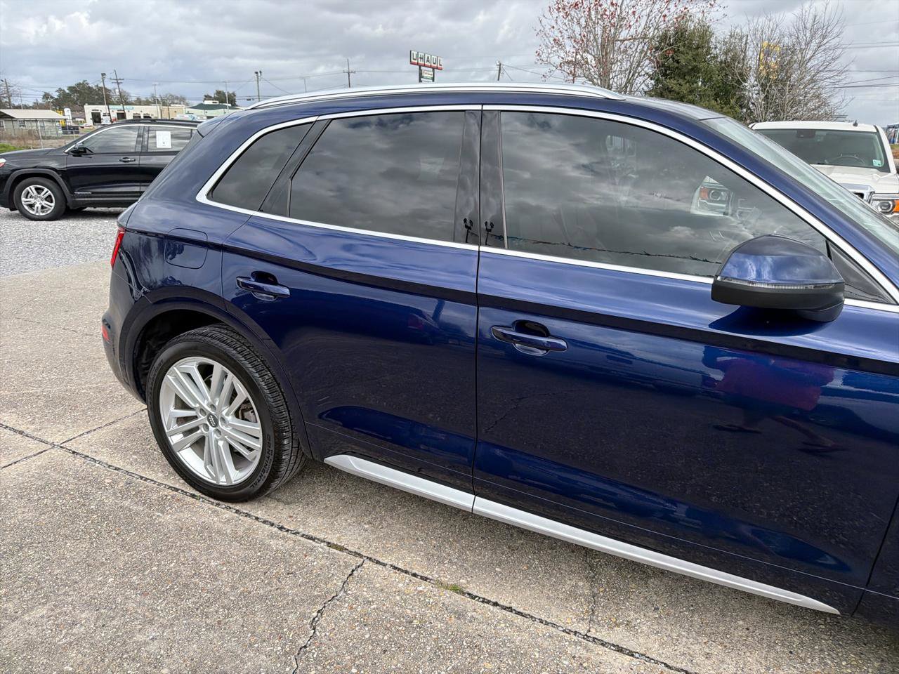 Used 2018 Audi Q5 2.0T Premium Plus w/ Premium Plus Package image 9