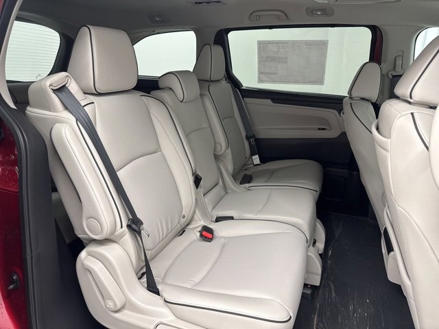 New 2026 Honda Odyssey Touring image 16