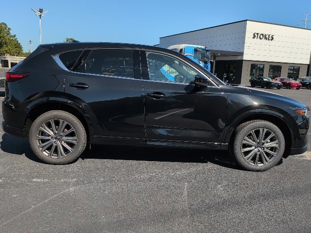 New 2025 MAZDA CX-5 Signature image 2