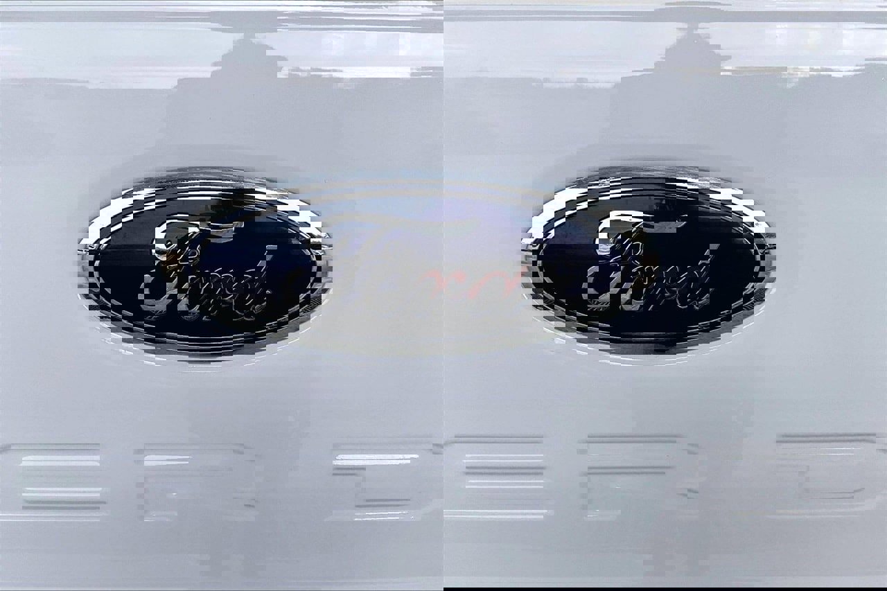 Used 2023 Ford F250 XLT w/ FX4 Off-Road Package image 31